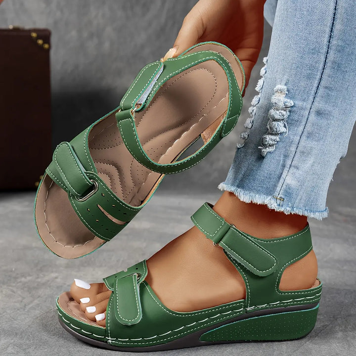 Orthopädische Sandalen für Damen