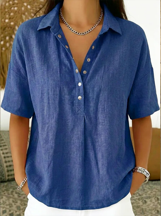 Petra | Bluse mit Kragen und Knopfdetails (JETZT 1+1 GRATIS!)
