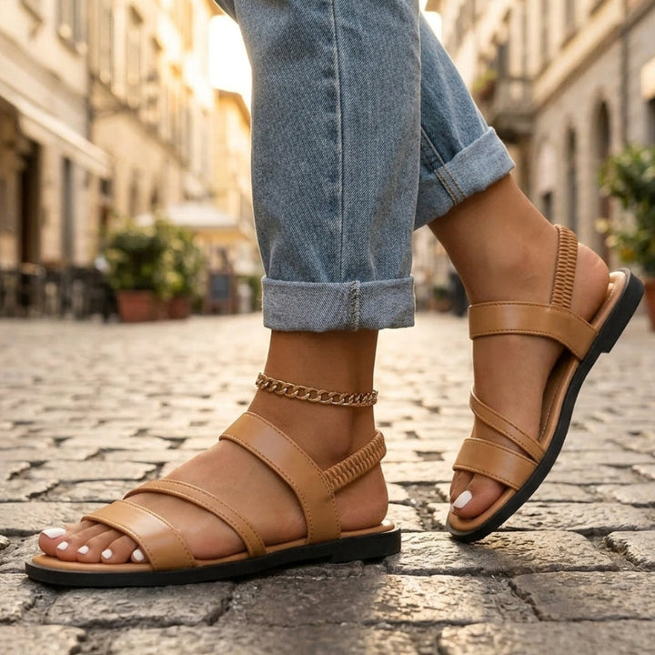 Milena Verstellbare Sandalen mit Riemen