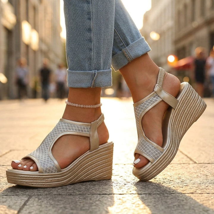 Solara Stützende Keilsandalen