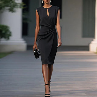 Elegantes Kleid von Marsha Raffung