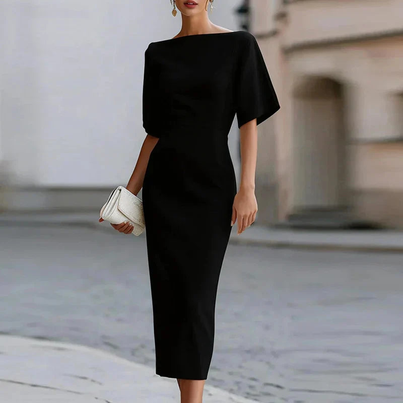 Larissa Halb-Offizielles Kleid