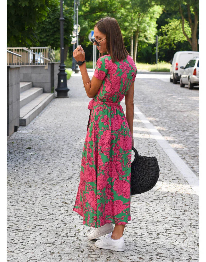 Julia - Elegantes Kleid mit V-Ausschnitt und figurformendem Schnitt