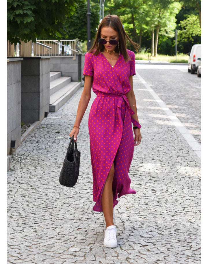 Julia - Elegantes Kleid mit V-Ausschnitt und figurformendem Schnitt