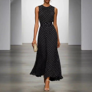 Camilla Punktedruck Ärmelloses Maxi-Kleid" can be rewritten as "Camilla Polka Dot Sleeveless Maxi Dress.