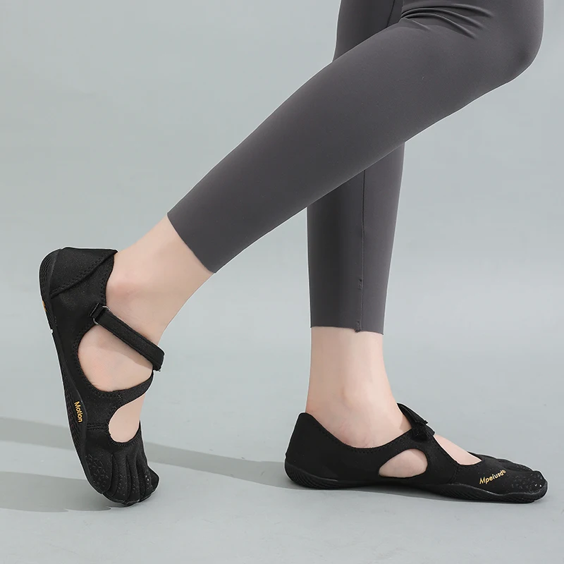 Agnes Fünf-Zehen-Sandalen